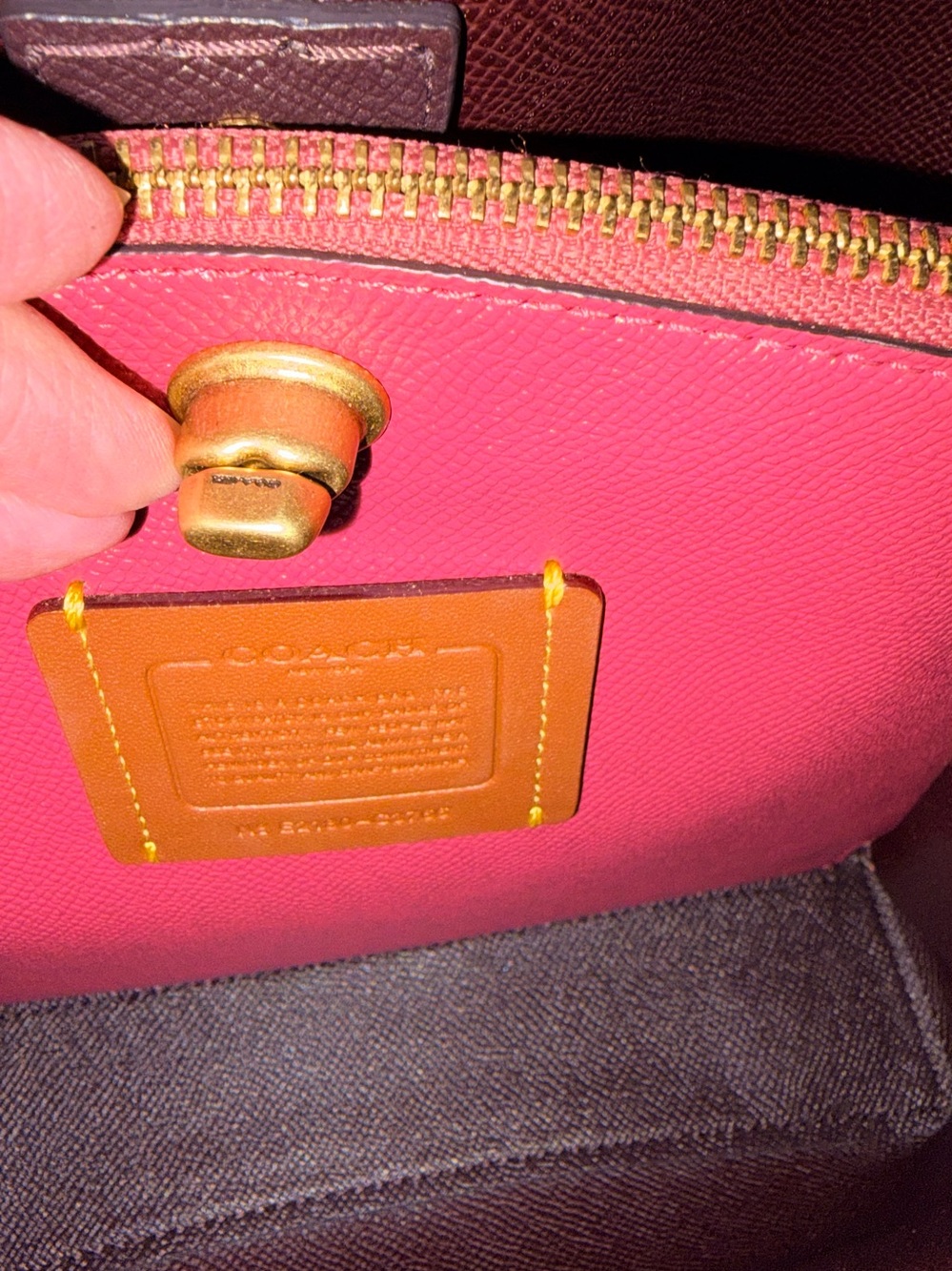 Coach Willow Bucket Bag Candy Pink Multi Brass Hardware Like New - Picture 14 of 17